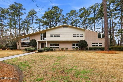 Homes For Sale - 1602 Greenbriar Road<br/> Kinston, NC 28504