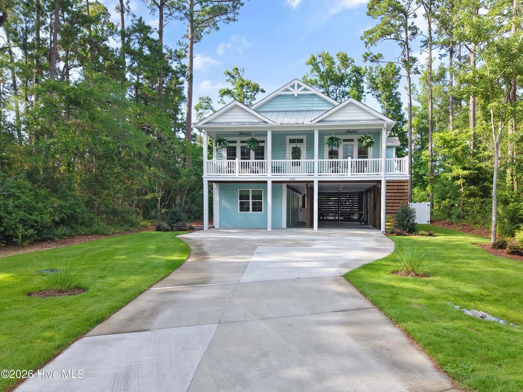 Photo of 1505 W Yacht Drive, Oak Island, NC 28465 (MLS # 100587530)