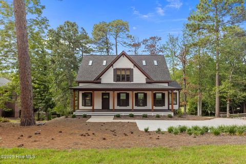 Homes For Sale - 135 Lake Forest Drive<br/> Pinehurst, NC 28374