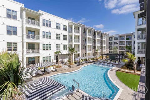 Condo For Rent - 1150 E Perry Lane #A1<br/> Chatham County, Savannah, GA 31404