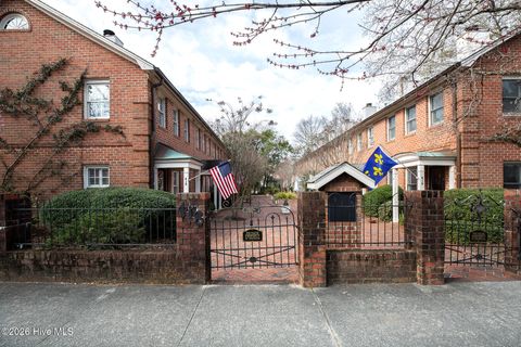 Tiny photo for 418 S 3rd Street #A, Wilmington, NC 28401 (MLS # 100555929)