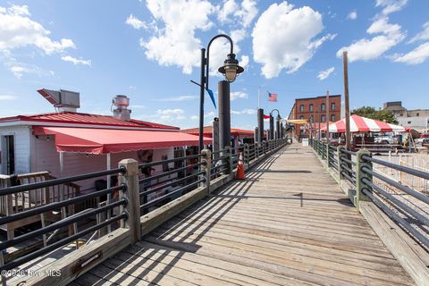 Tiny photo for 418 S 3rd Street #A, Wilmington, NC 28401 (MLS # 100555929)