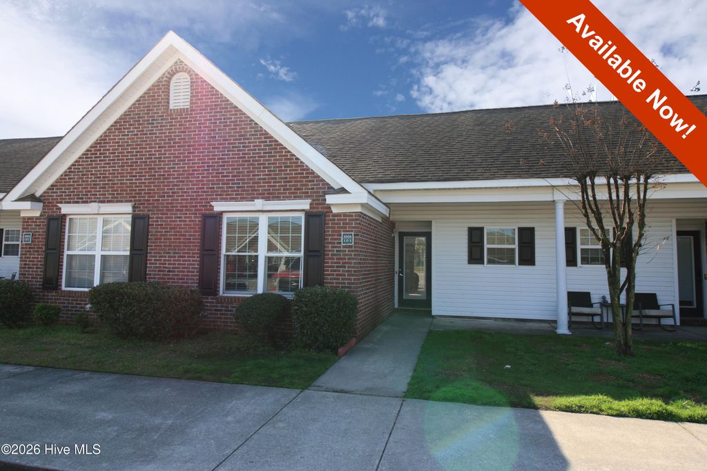 Photo of 3006 Lauren Place Drive #Apt 103, Wilmington, NC 28405 (MLS # 100560040)