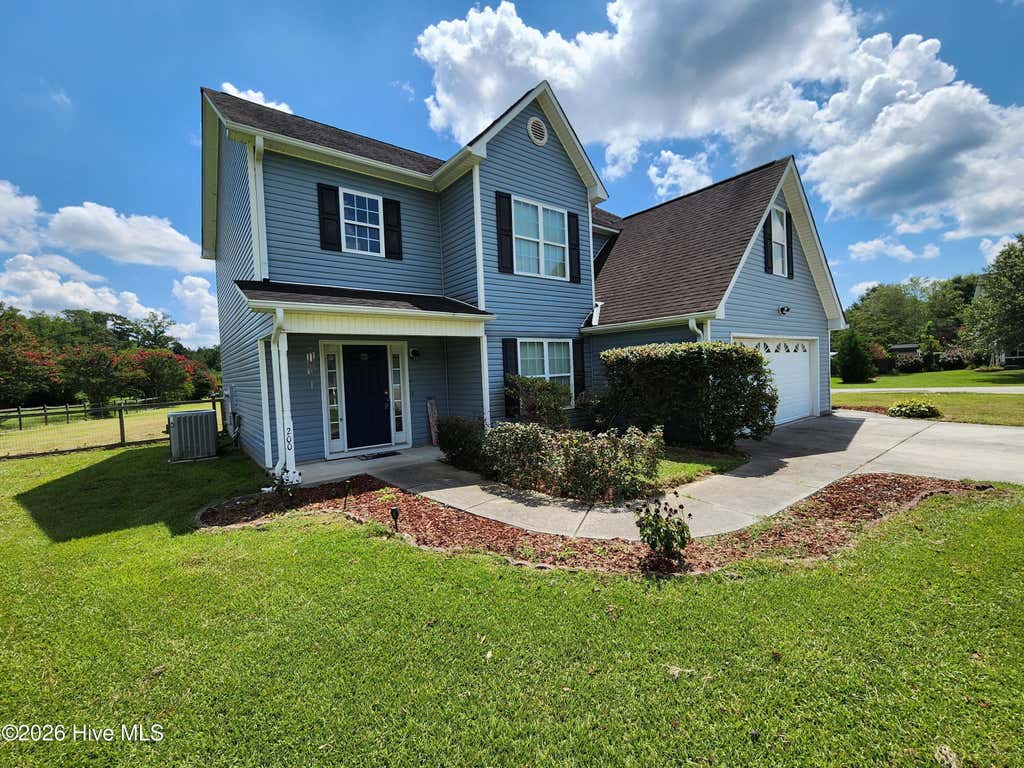Photo of 200 Gold Leaf Court, Jacksonville, NC 28540 (MLS # 100597743)