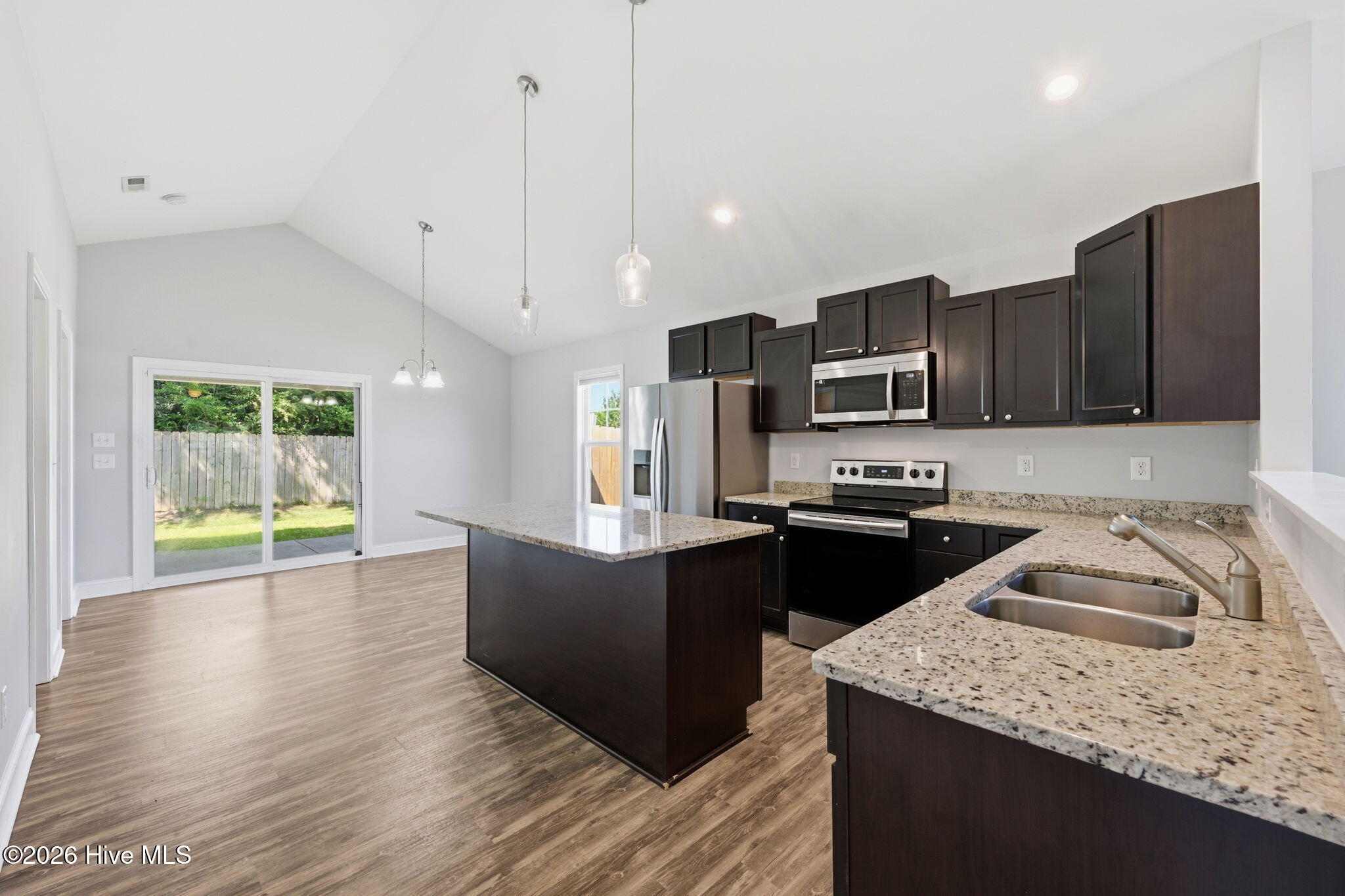 106 Heckathorne Drive