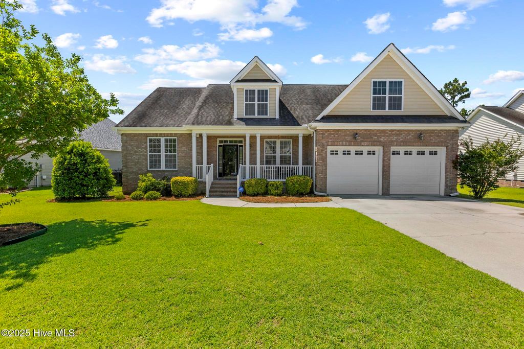 Photo of 417 Meadowland Circle, Maple Hill, NC 28454 (MLS # 100518621)