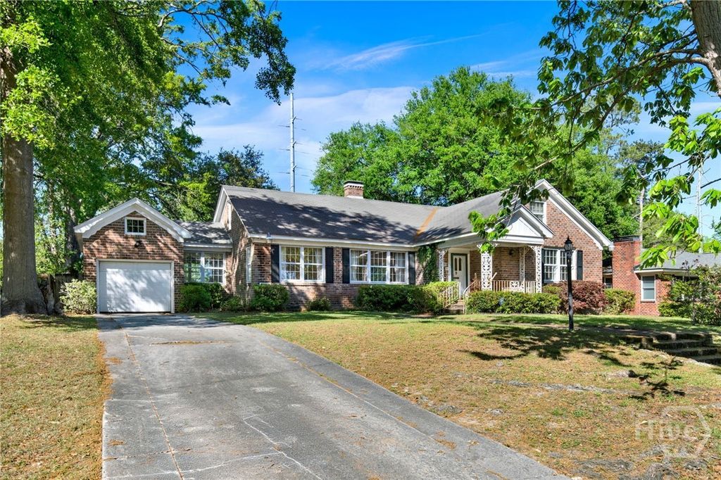 Photo of 20 E 61St Street, Savannah, GA 31405 (MLS # SA353061)