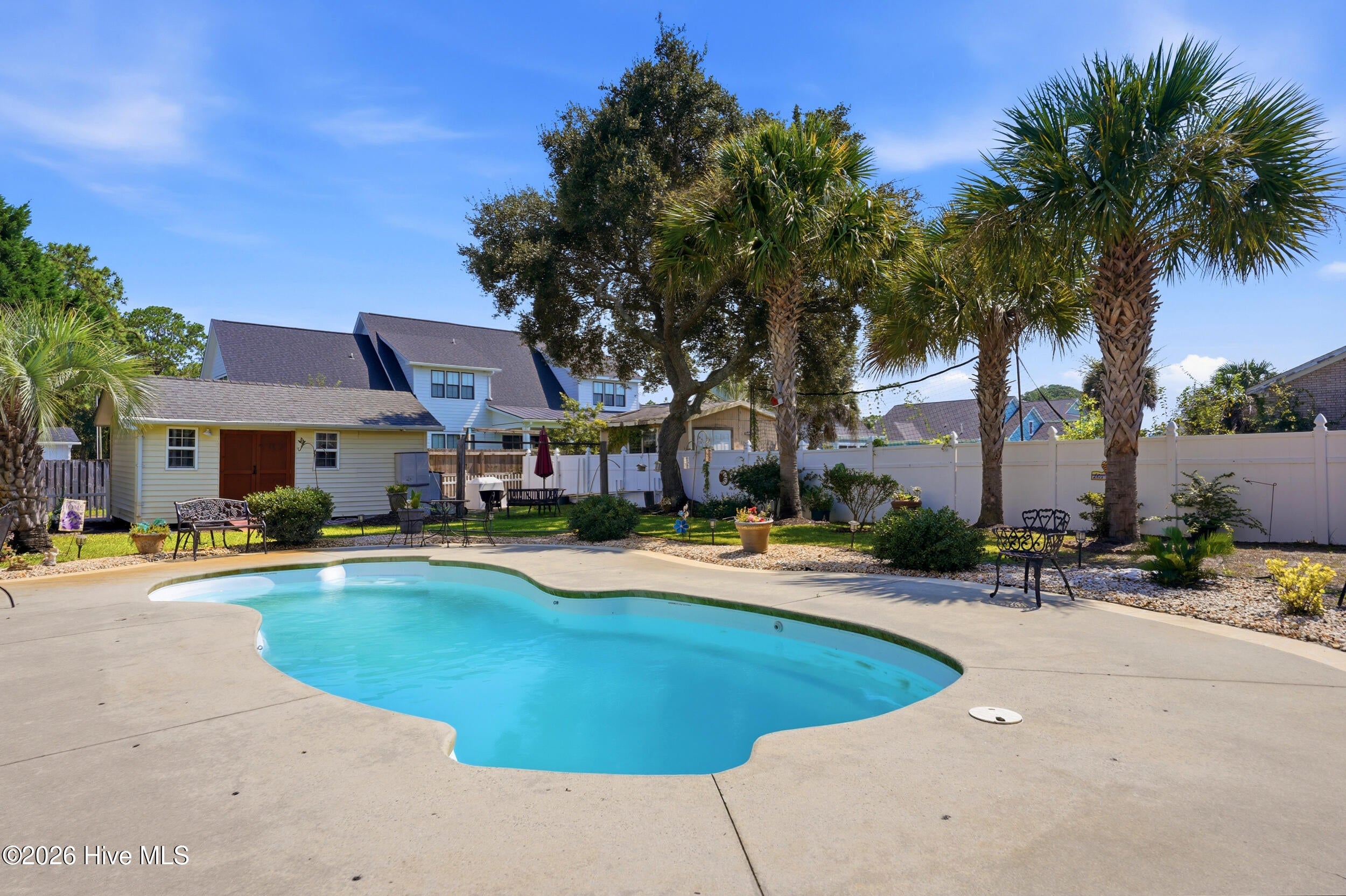 400 Dow Road N