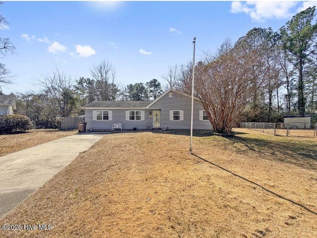 Photo of 712 Conifer Circle, Jacksonville, NC 28540 (MLS # 100549089)