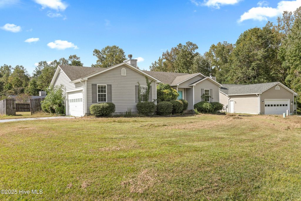 Photo of 100 Jacob Court, Jacksonville, NC 28540 (MLS # 100535056)