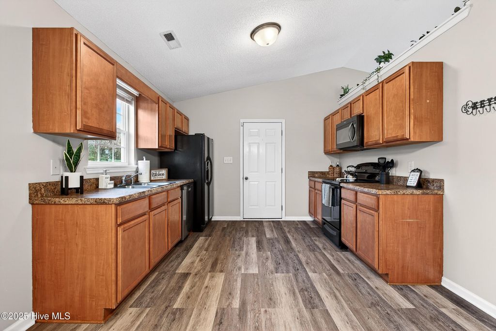 Photo of 118 Burrell Lane, Richlands, NC 28574 (MLS # 100546986)