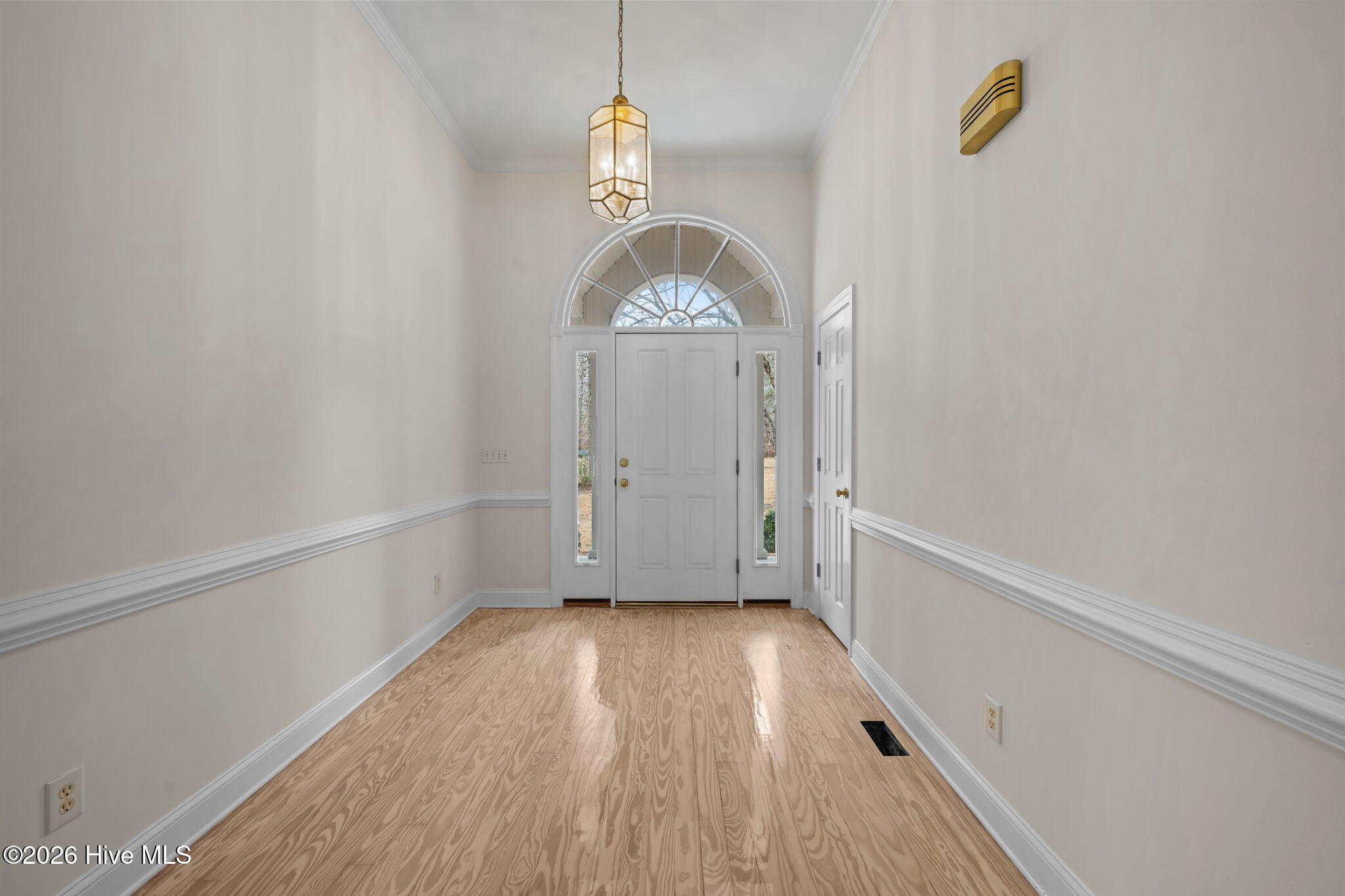 313 Forest Glen Lane