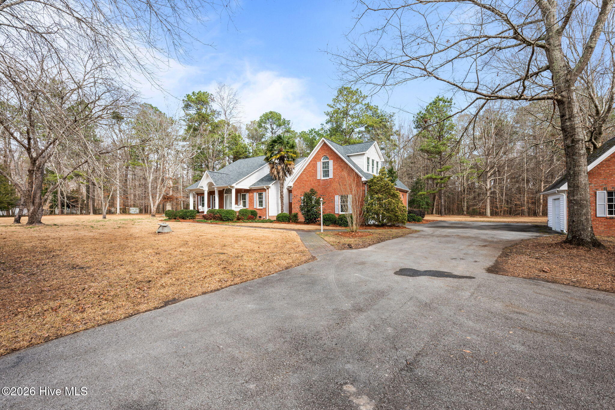 313 Forest Glen Lane