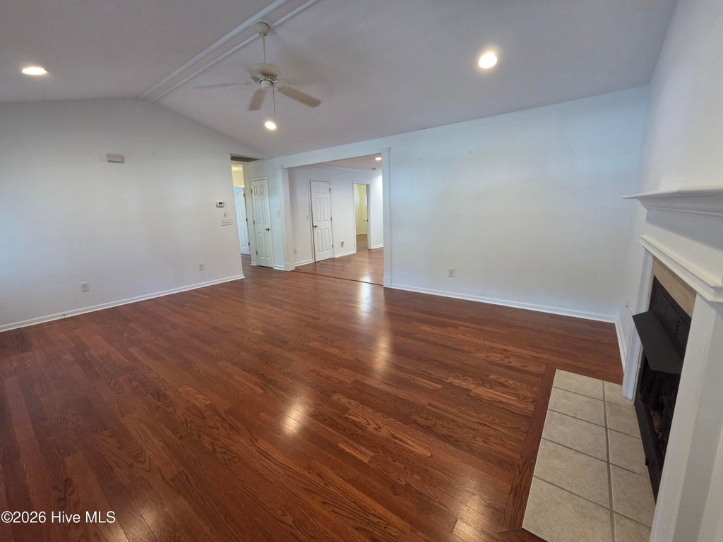 Photo of 128 Leonard Drive, New Bern, NC 28560 (MLS # 100609826)
