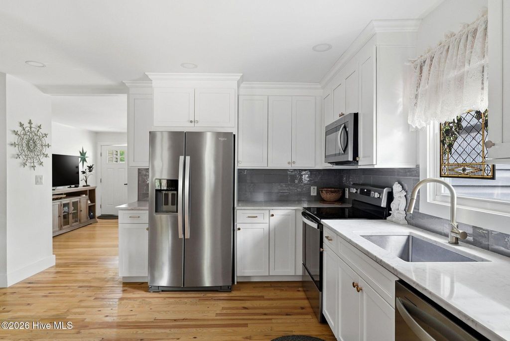 Photo of 465 N Leak Street, Southern Pines, NC 28387 (MLS # 100568423)