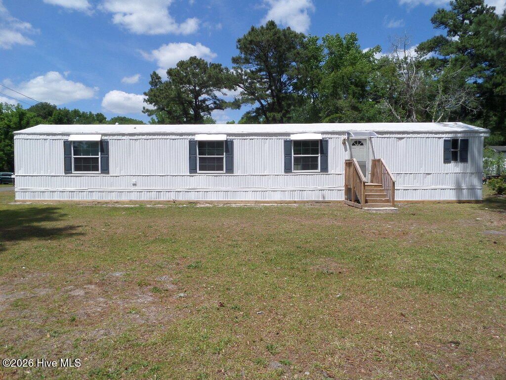 Photo of 2408 Moore Avenue, New Bern, NC 28562 (MLS # 100572087)