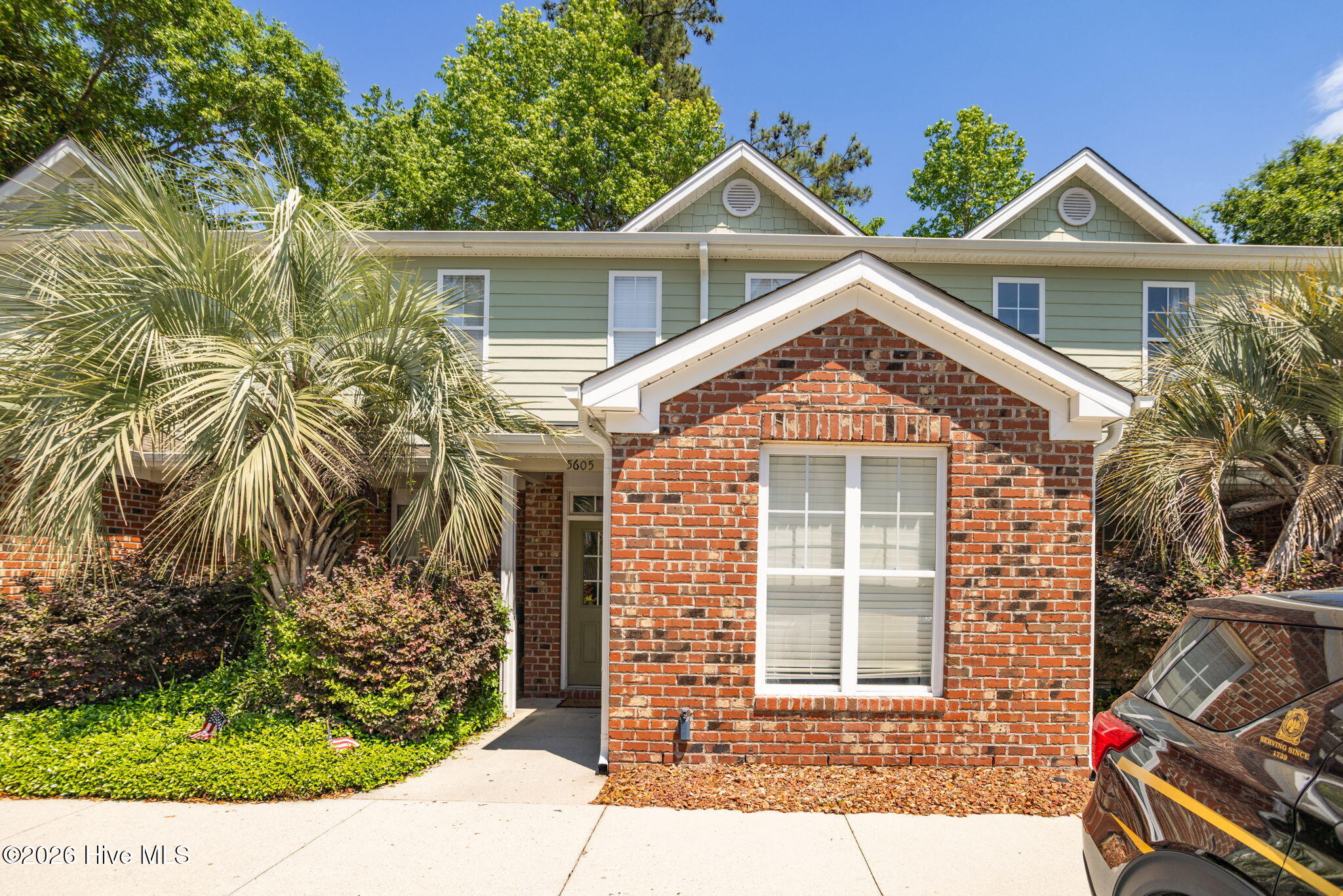 5605 Moss Vine Place 11