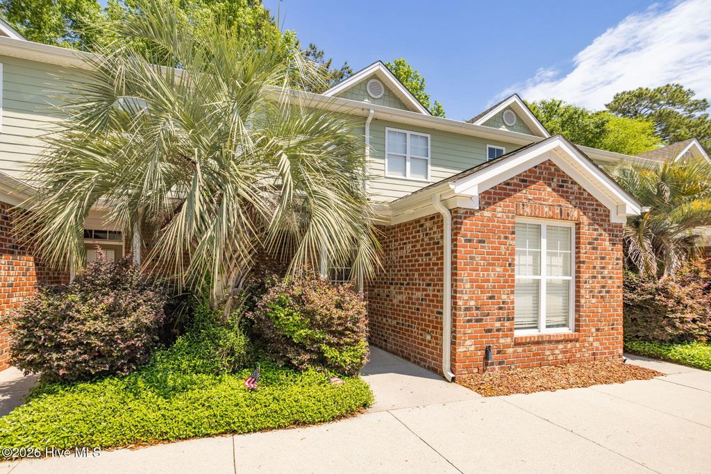 Photo of 5605 Moss Vine Place #11, Wilmington, NC 28403 (MLS # 100570993)