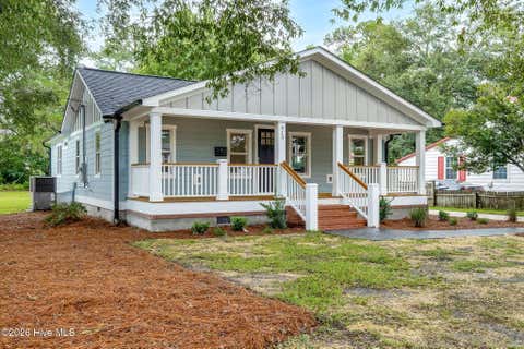 Photo of 615 S Raleigh Street, Wallace, NC 28466 (MLS # 100594514)