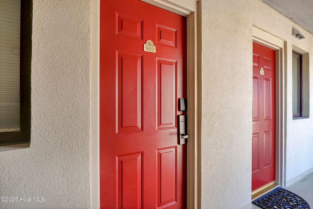 Photo of 106 N Water Street #907, Wilmington, NC 28401 (MLS # 100533151)