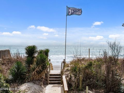 Tiny photo for 121 Seagull Court, Surf City, NC 28445 (MLS # 100561498)