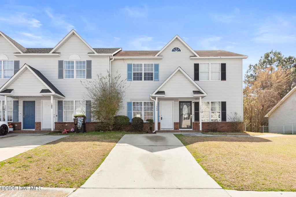 Photo of 1080 W Pueblo Drive, Jacksonville, NC 28546 (MLS # 100558596)