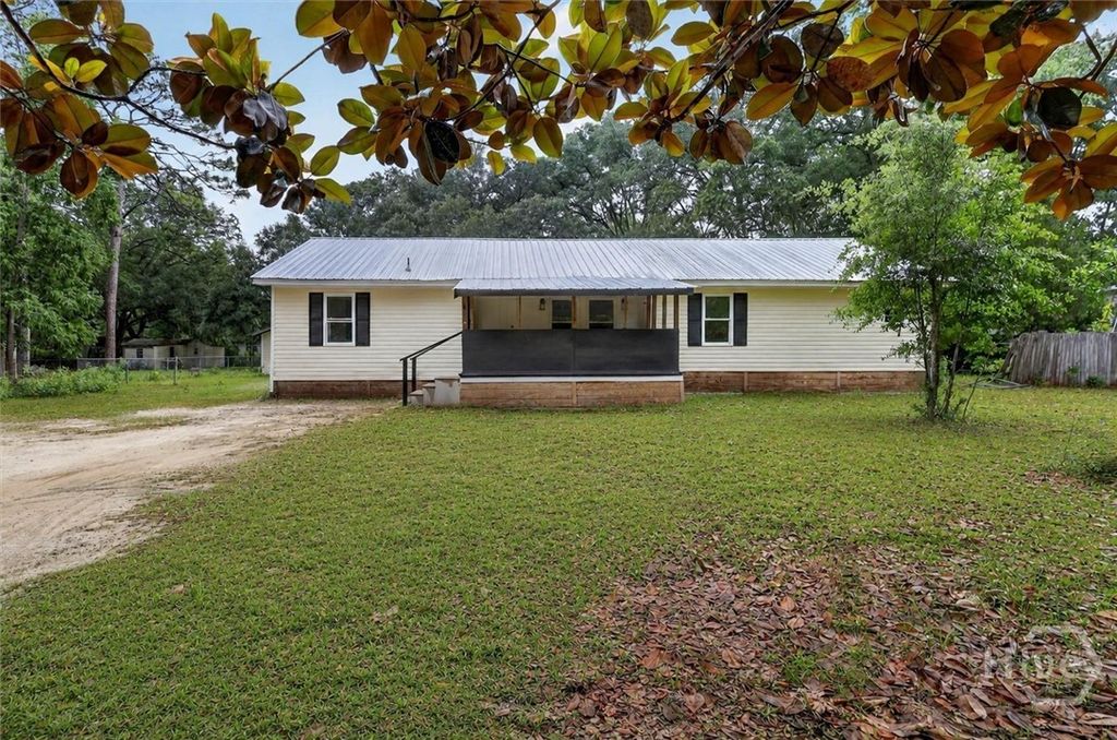 Photo of 140 Bridal Way WAY, Bloomingdale, GA 31302 (MLS # SA352769)