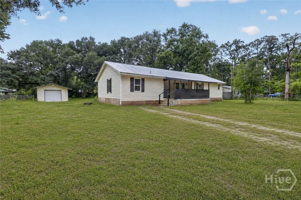 Photo of 140 Bridal Way WAY, Bloomingdale, GA 31302 (MLS # SA352769)