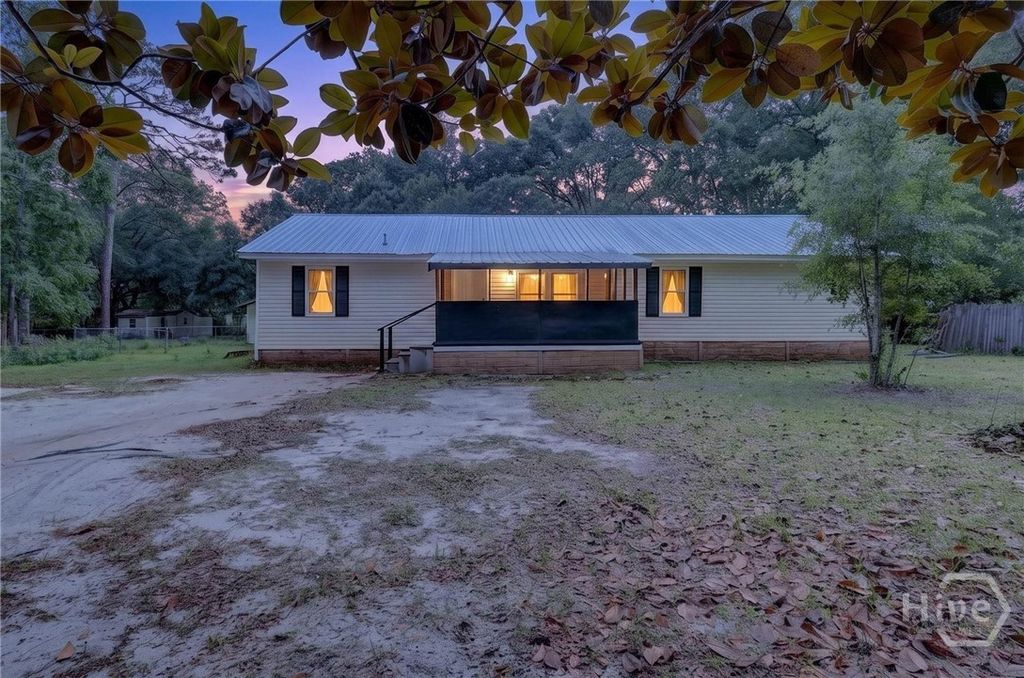 Photo of 140 Bridal Way WAY, Bloomingdale, GA 31302 (MLS # SA352769)