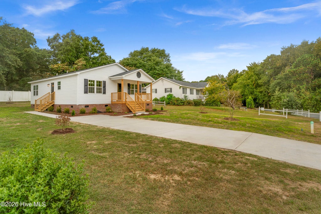 Photo of 603 Ashford Drive, Clinton, NC 28328 (MLS # 100608176)