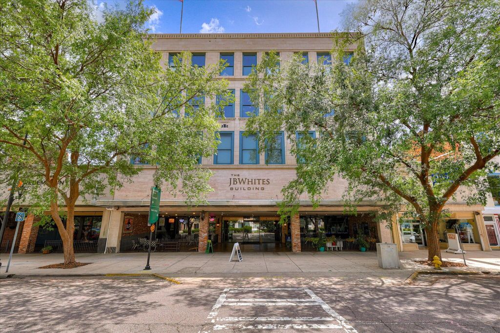 Photo of 936 Broad Street #404, Augusta, GA 30901 (MLS # 552531)