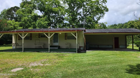 Homes For Sale - 1948 Antioch Church Road<br/> Whiteville, NC 28472