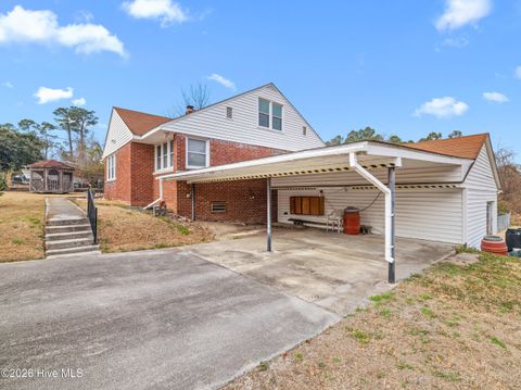 Tiny photo for 15 East Drive, Jacksonville, NC 28546 (MLS # 100555945)