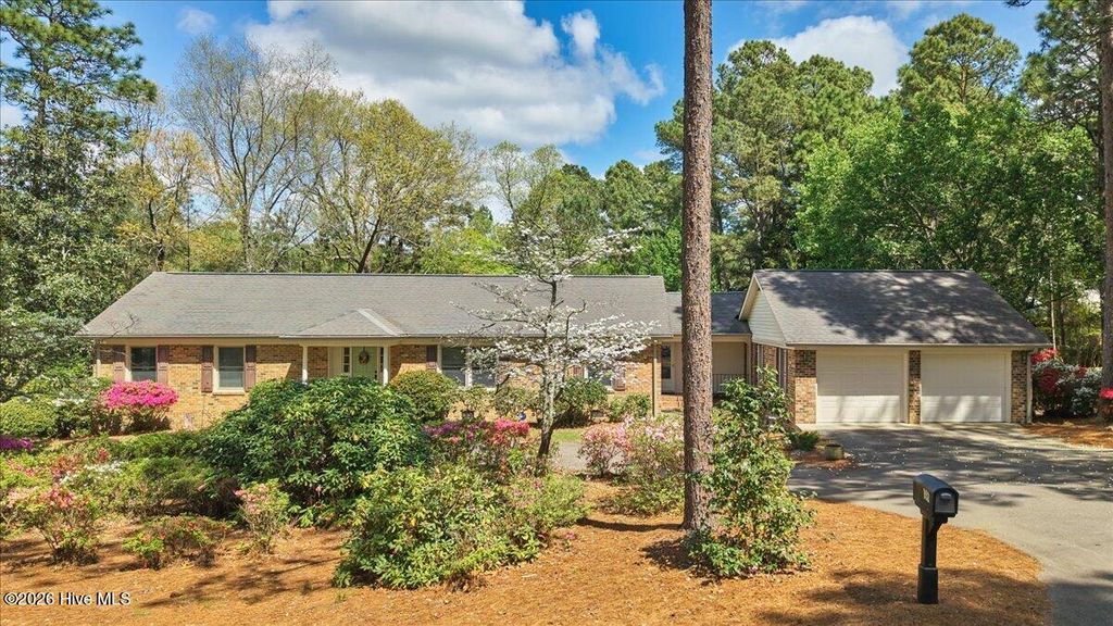 Photo of 852 Barber Road, Southern Pines, NC 28387 (MLS # 100569098)