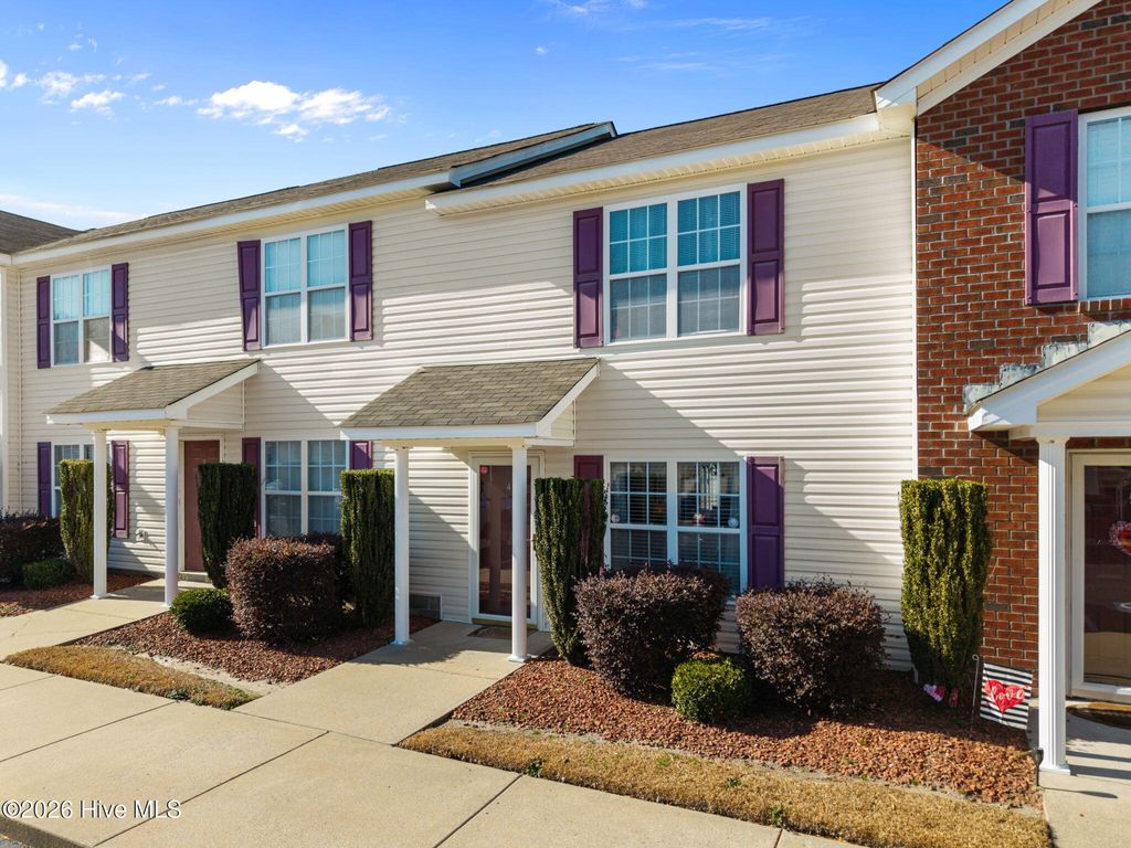 Photo of 1548 Manning Forest Drive #M4, Greenville, NC 27834 (MLS # 100550347)