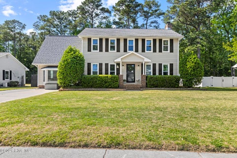 Homes For Sale - 2724 Northwoods Drive<br/> Onslow County, Jacksonville, NC 28540