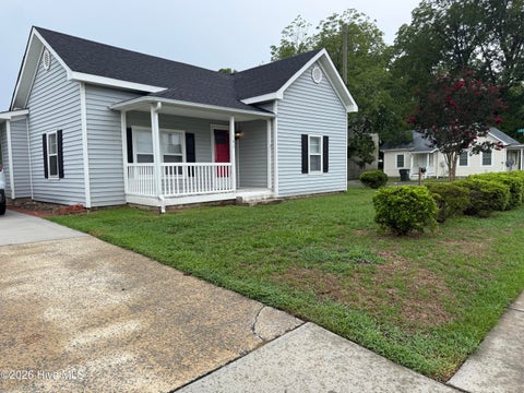 Photo of 162 Main Street, Winterville, NC 28590 (MLS # 100605374)