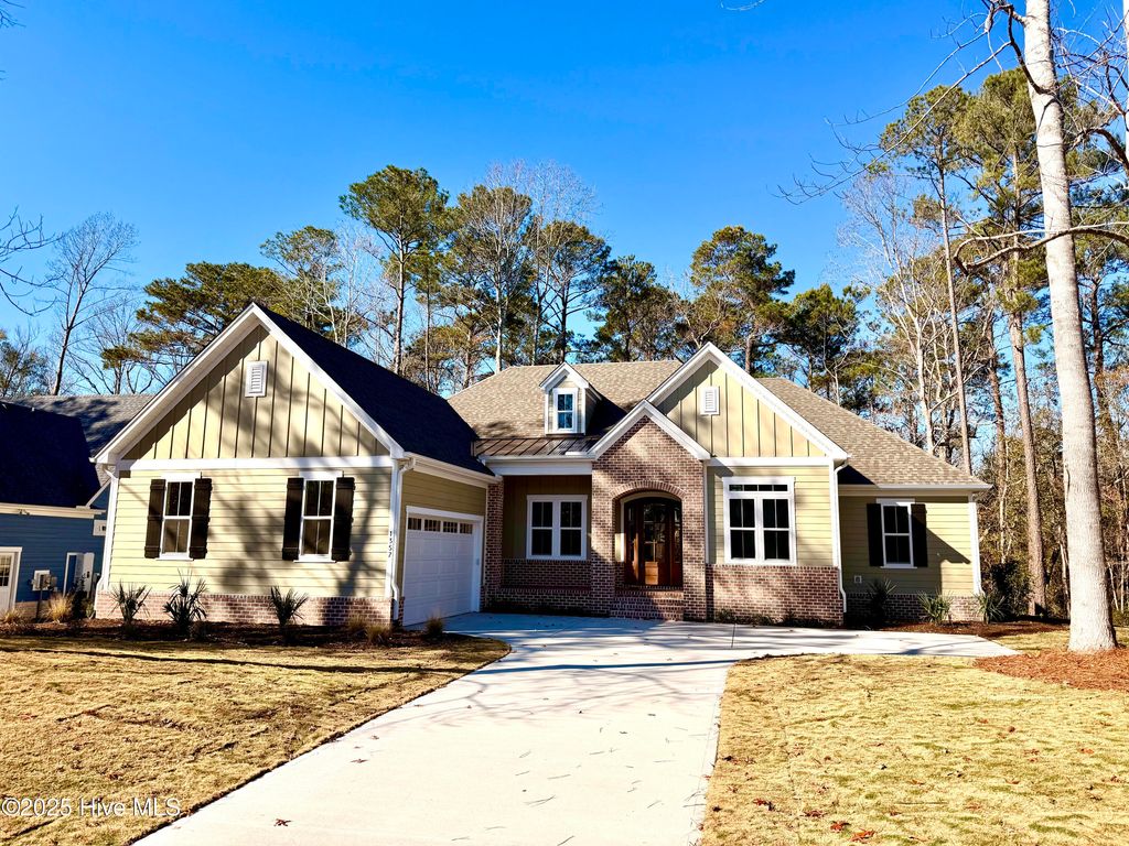 Photo of 1357 Oak Glen Court SE, Bolivia, NC 28422 (MLS # 100533219)