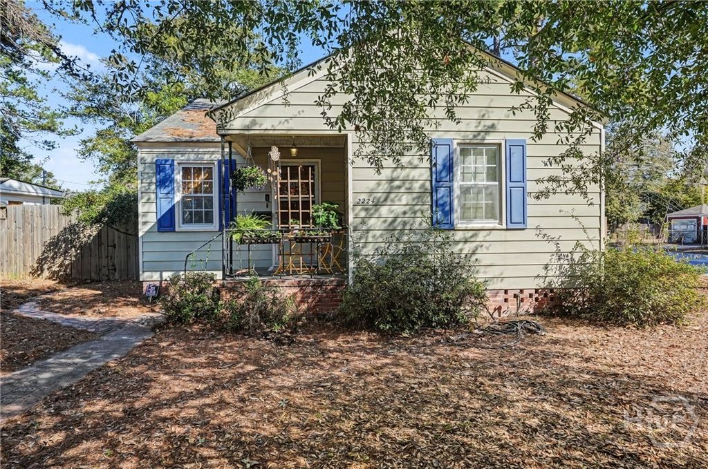 Photo of 2224 E 38th Street, Savannah, GA 31404 (MLS # SA348650)