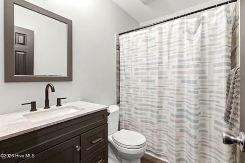 Tiny photo for 215 Winter Place, Jacksonville, NC 28540 (MLS # 100573962)