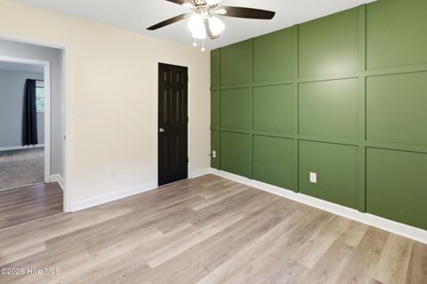 Tiny photo for 215 Winter Place, Jacksonville, NC 28540 (MLS # 100573962)
