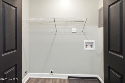 Tiny photo for 215 Winter Place, Jacksonville, NC 28540 (MLS # 100573962)