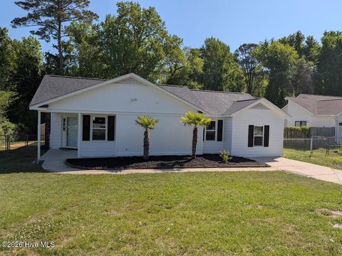 Photo of 2034 Hunters Ridge Drive, Midway Park, NC 28544 (MLS # 100567869)