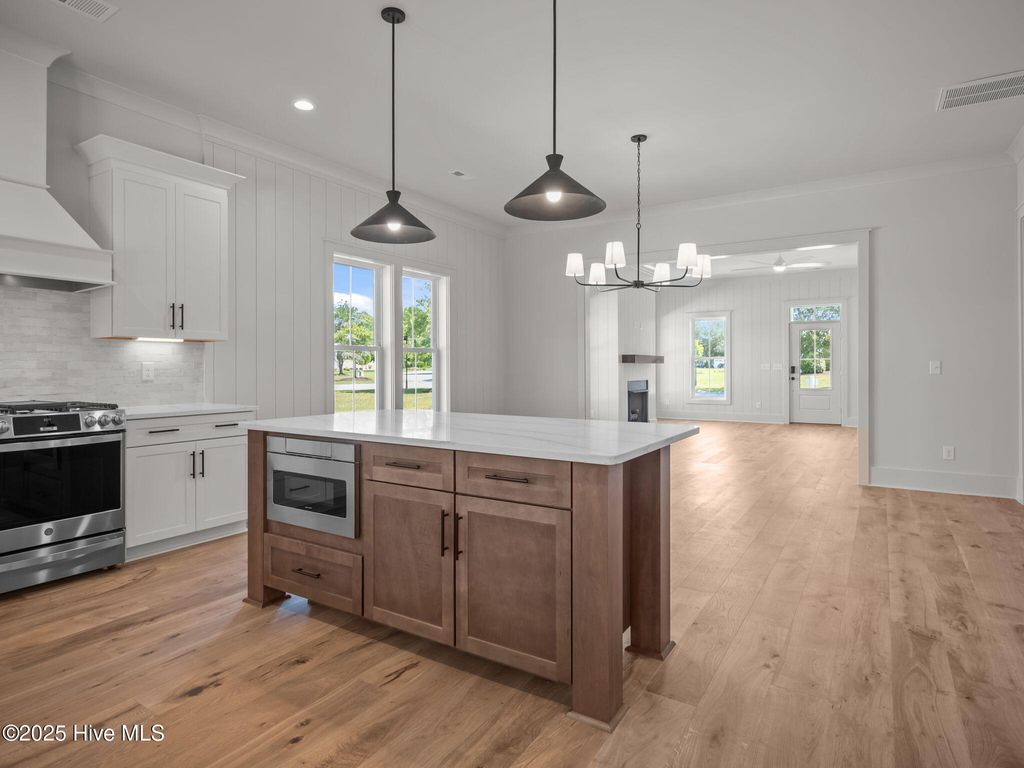 Photo of 312 Cannonsgate Drive, Newport, NC 28570 (MLS # 100516416)