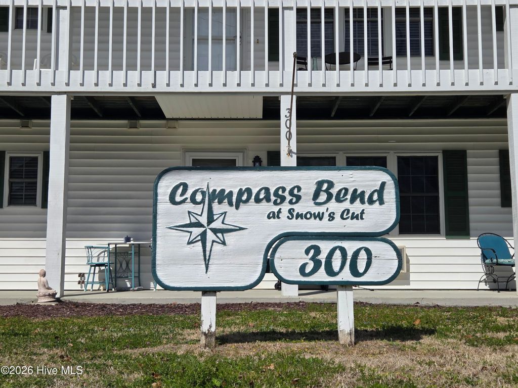 Photo of 300 Spencer Farlow Drive #F, Carolina Beach, NC 28428 (MLS # 100555386)