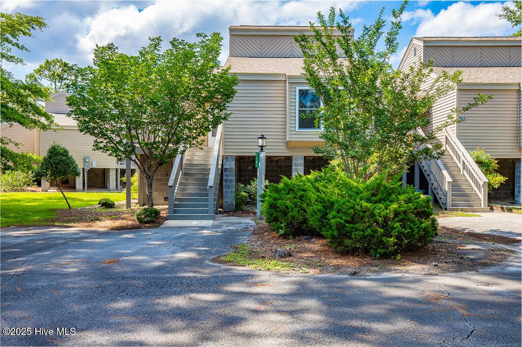 Photo of 7161 Windward Drive, New Bern, NC 28560 (MLS # 100515641)