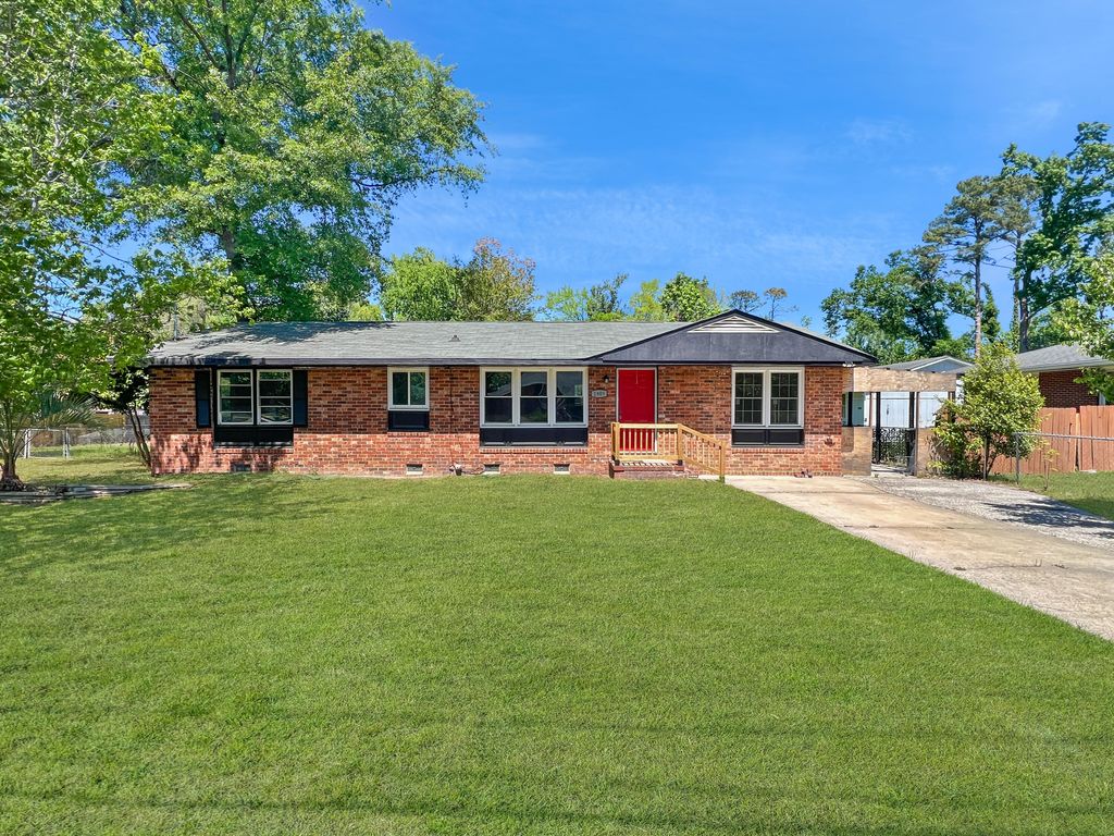 Photo of 1909 Melrose Drive, Augusta, GA 30906 (MLS # 554371)