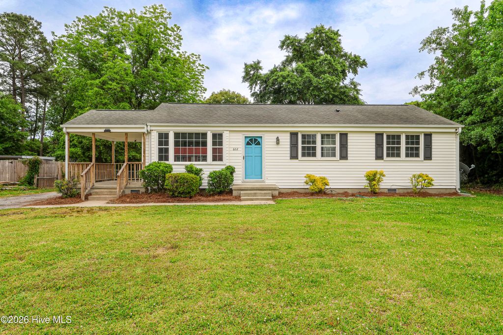 Photo of 602 Seminole Trail, Jacksonville, NC 28540 (MLS # 100572259)