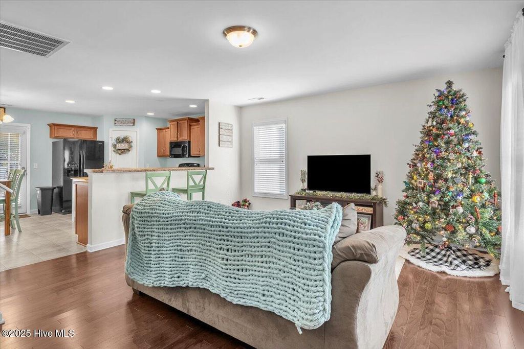 Photo of 1301 Deer Hill Drive, Wilmington, NC 28409 (MLS # 100543424)