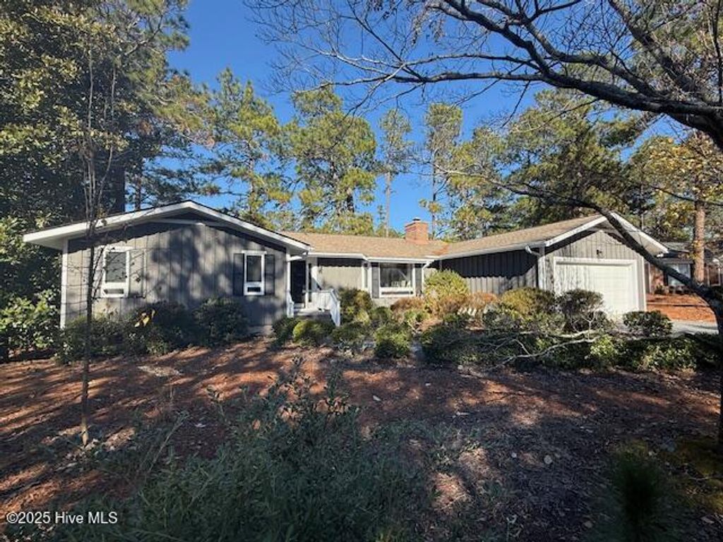 Photo of 5 W Quail Lake Road, Pinehurst, NC 28374 (MLS # 100545838)